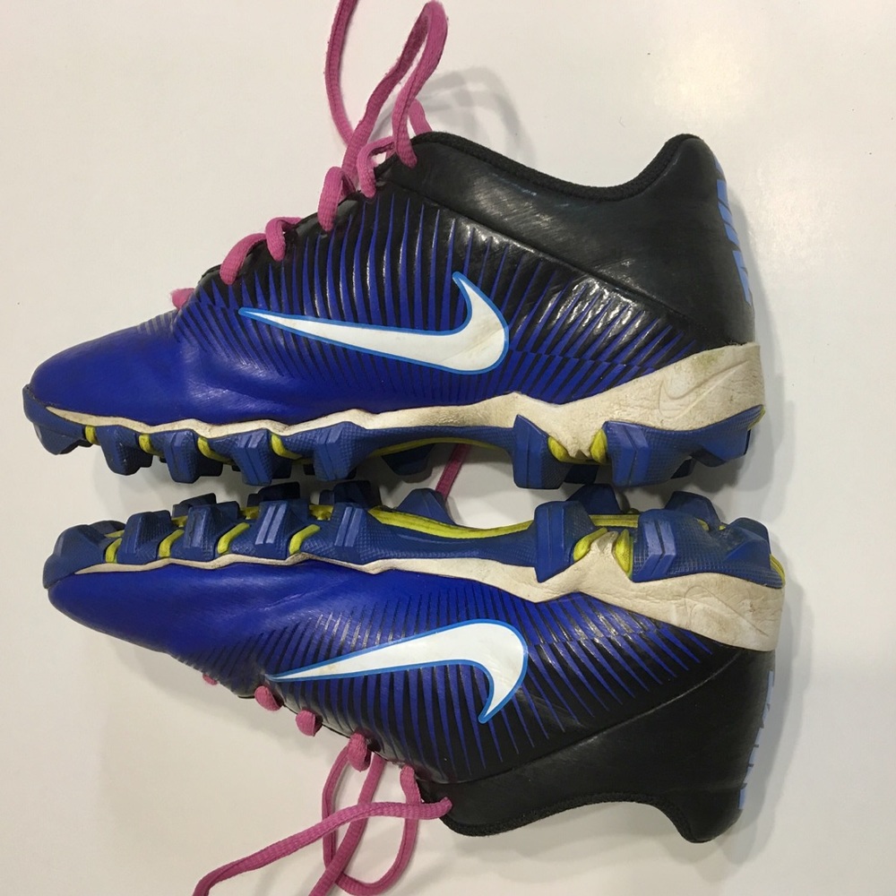 🏈🏈🏈Football cleats🏈🏈🏈